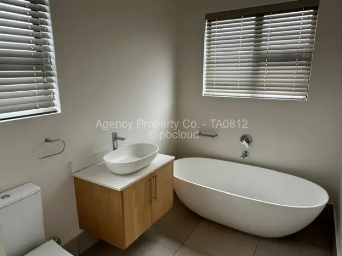 Townhouse/Cluster to Rent in Highlands