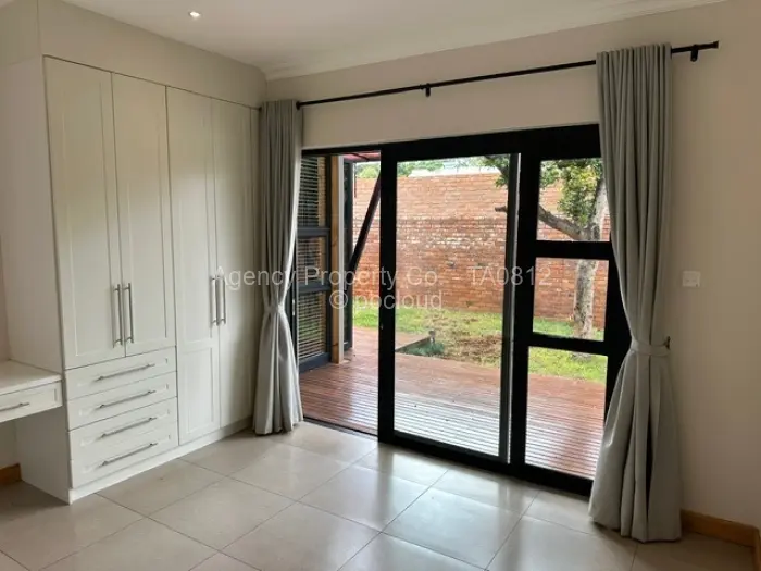 Townhouse/Cluster to Rent in Highlands