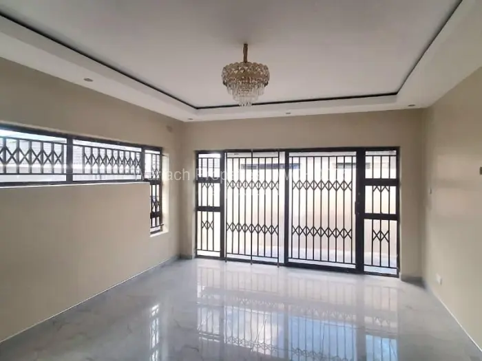 4 Bedroom House for Sale in Mabvazuva Estates, Ruwa