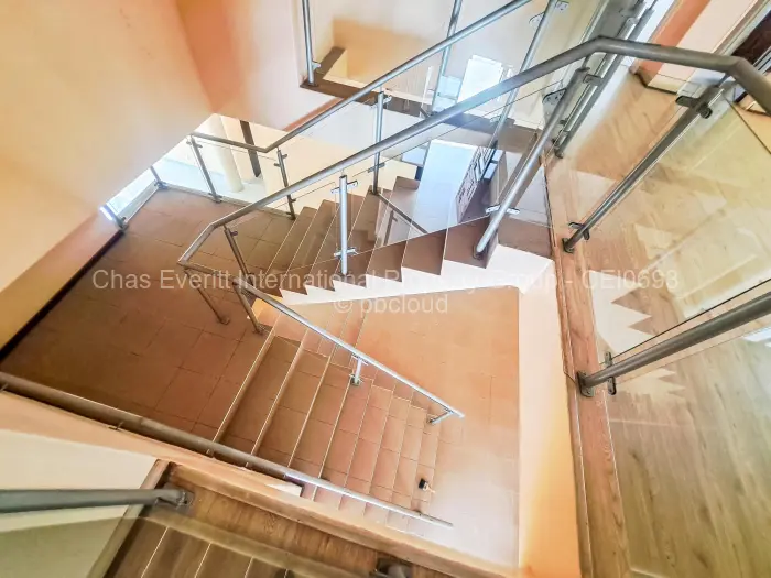 4 Bedroom House to Rent in Helensvale