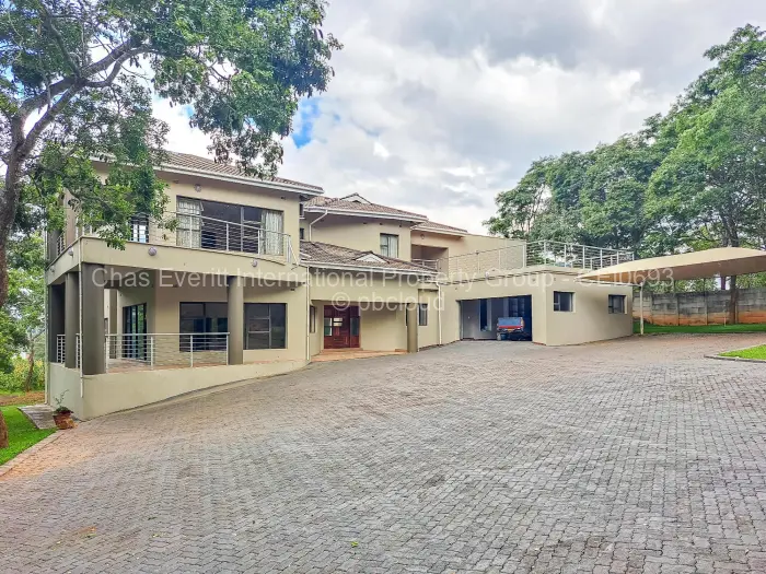 4 Bedroom House to Rent in Helensvale