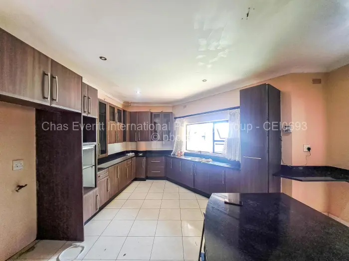 4 Bedroom House to Rent in Helensvale
