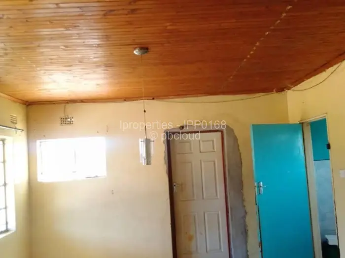 3 Bedroom House for Sale in Zimre Park, Harare