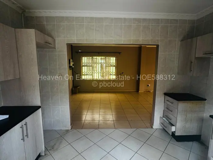 3 Bedroom House for Sale in Aspindale Park, Harare