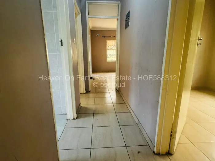 3 Bedroom House for Sale in Aspindale Park, Harare