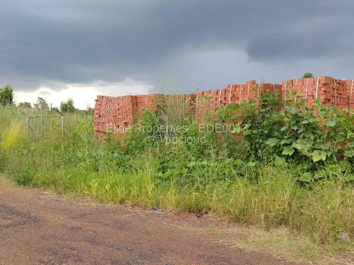 Residential Stand for Sale in Mwashuma Park, Harare