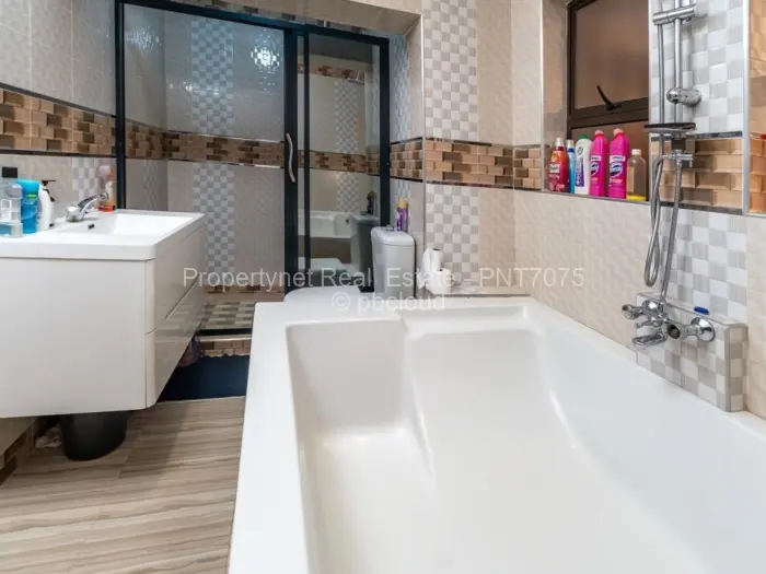 Townhouse/Cluster for Sale in Strathaven, Harare