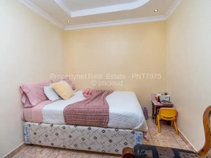 Townhouse/Cluster for Sale in Strathaven, Harare