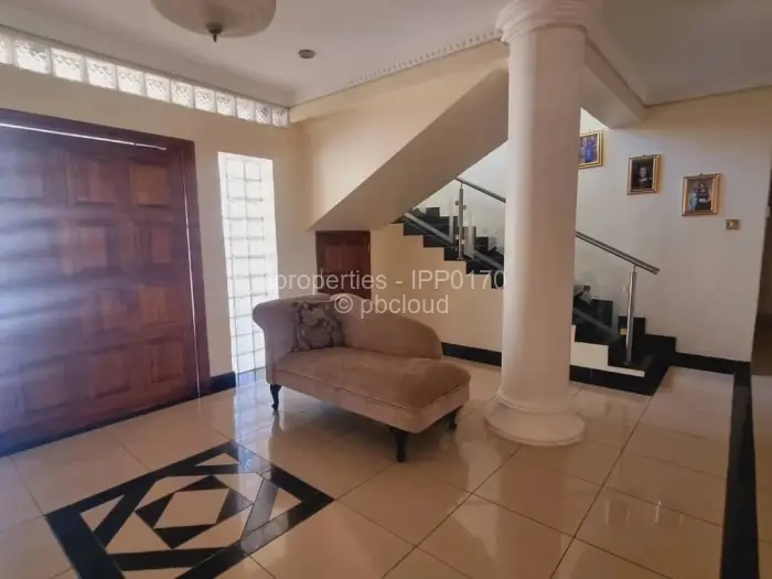 6 Bedroom House to Rent in Helensvale