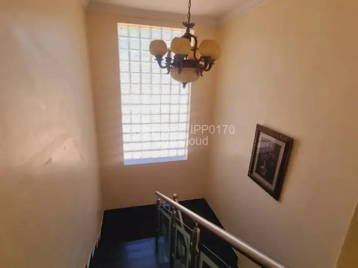 6 Bedroom House to Rent in Helensvale