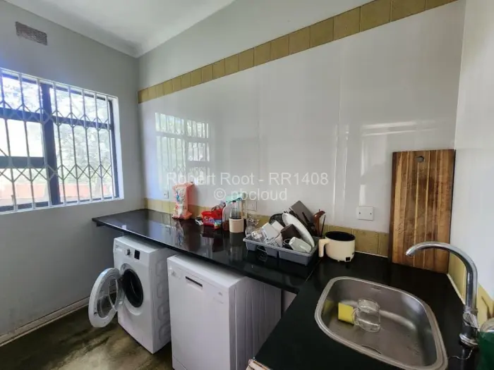 4 Bedroom House to Rent in Helensvale