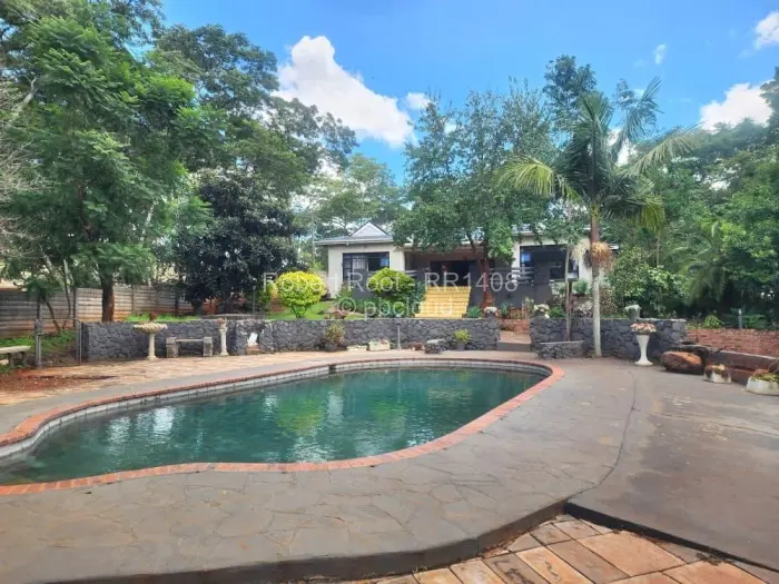 4 Bedroom House to Rent in Helensvale