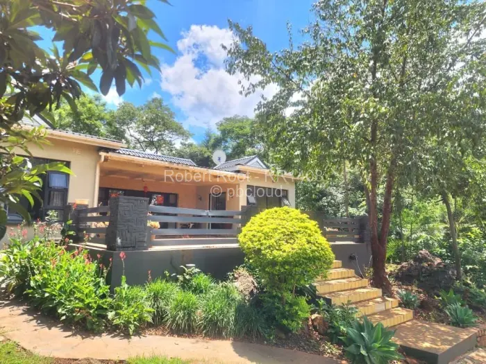 4 Bedroom House to Rent in Helensvale