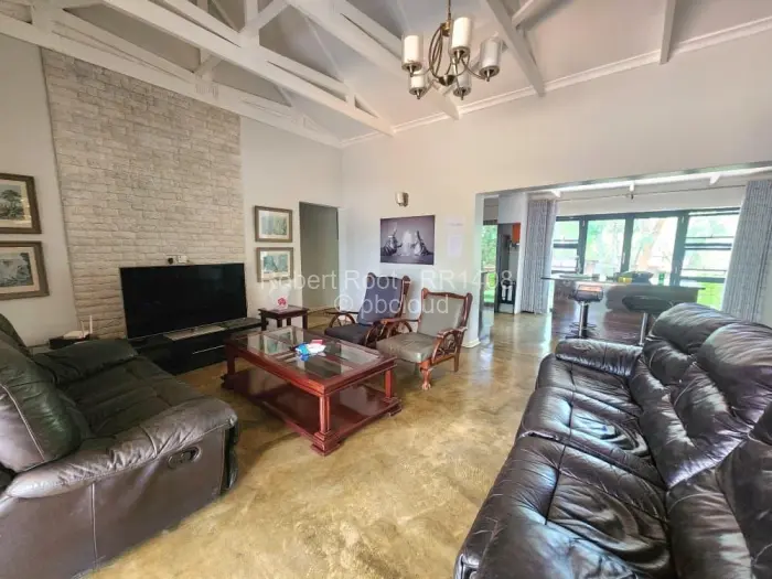 4 Bedroom House to Rent in Helensvale