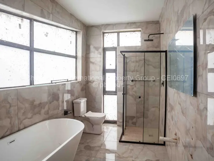 Townhouse/Cluster for Sale in Monavale, Harare