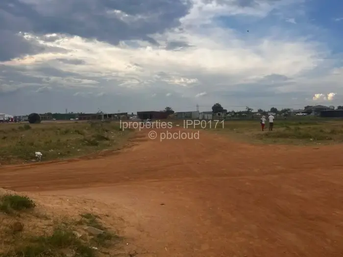 Commercial Stand for Sale in Whitecliff, Harare