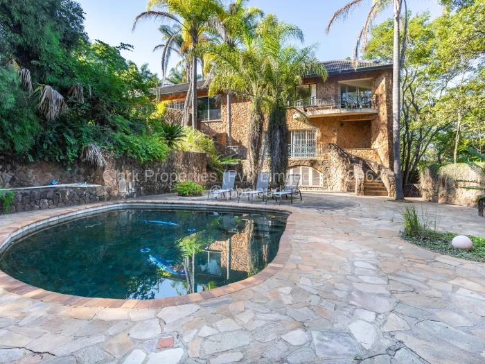 5 Bedroom House for Sale in Helensvale, Harare