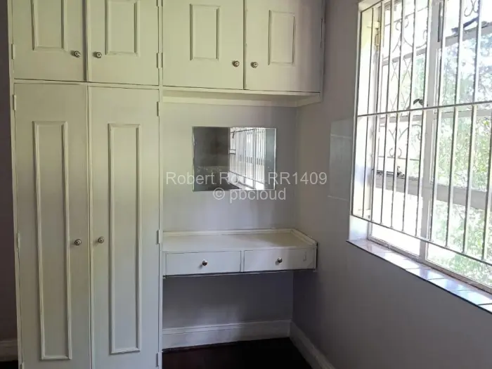 Office to Rent in Avondale