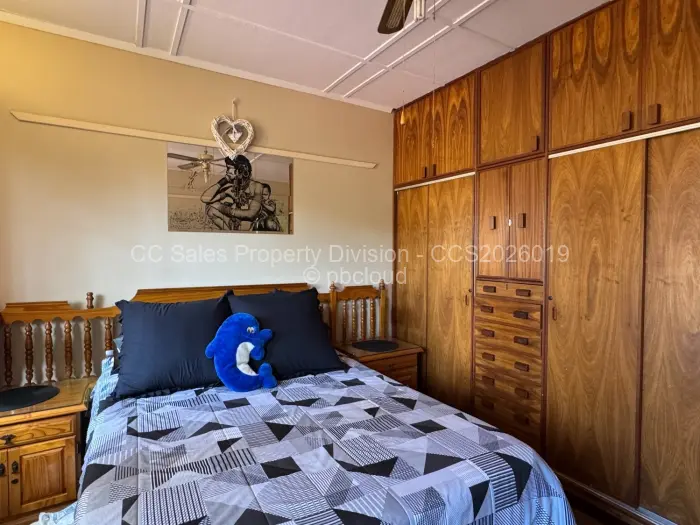 4 Bedroom House for Sale in North Lynne, Bulawayo