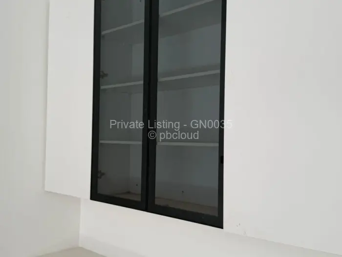 Flat/Apartment to Rent in Avondale West