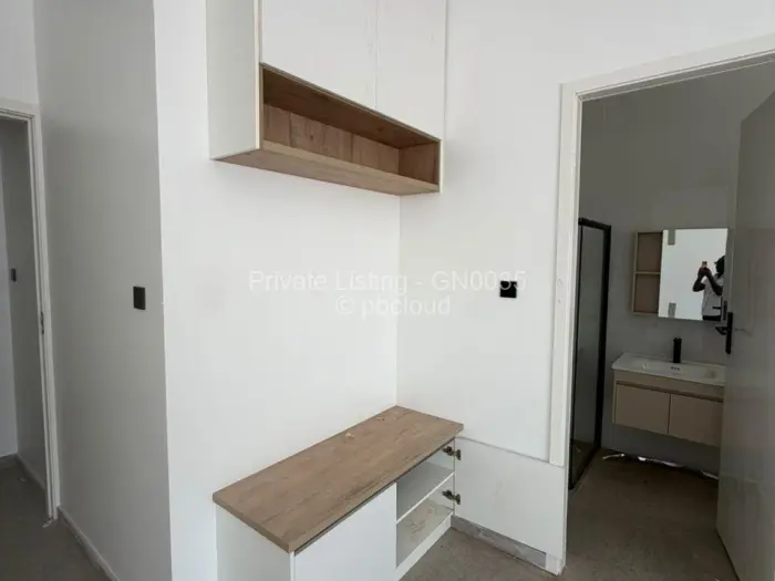 Flat/Apartment to Rent in Avondale West