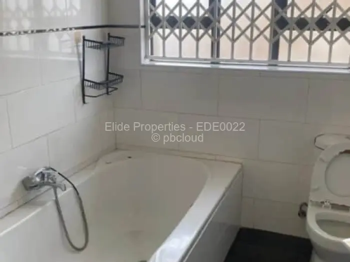 4 Bedroom House to Rent in Cold Comfort