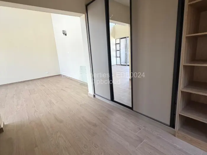 Townhouse/Cluster for Sale in Monavale, Harare
