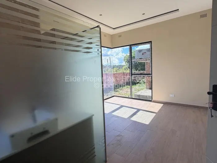 Townhouse/Cluster for Sale in Monavale, Harare