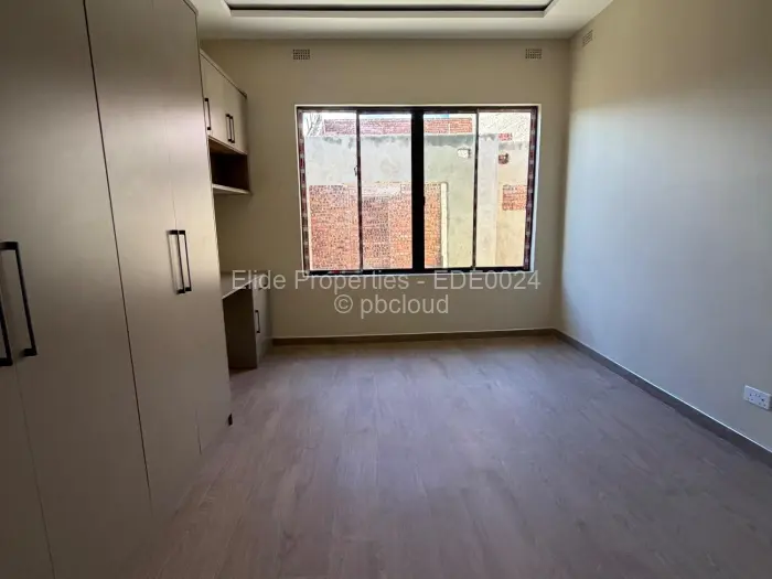 Townhouse/Cluster for Sale in Monavale, Harare