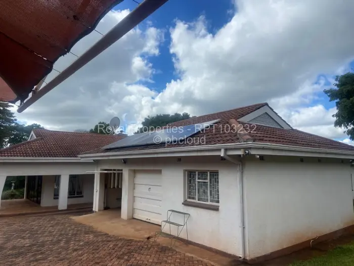 4 Bedroom House to Rent in Mandara