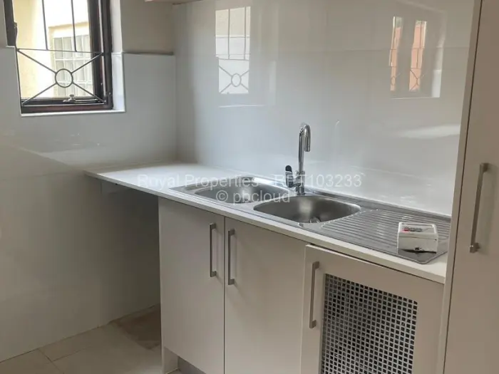 Townhouse/Cluster to Rent in Newlands