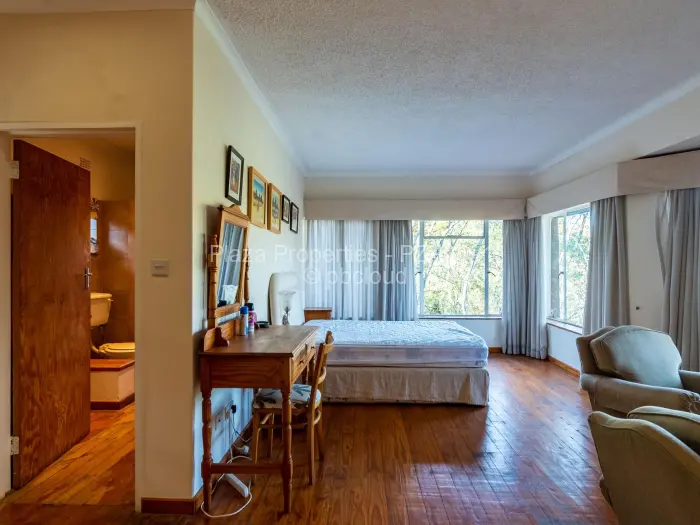 5 Bedroom House for Sale in Helensvale, Harare