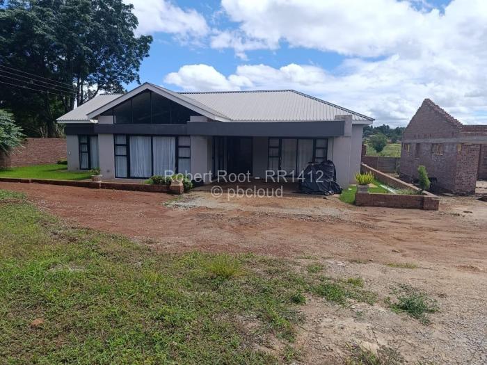 Townhouse/Cluster for Sale in Mandara, Harare