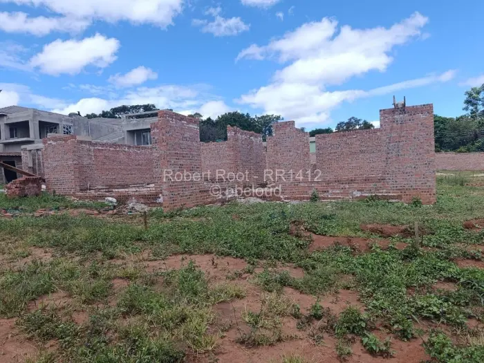 Townhouse/Cluster for Sale in Mandara, Harare