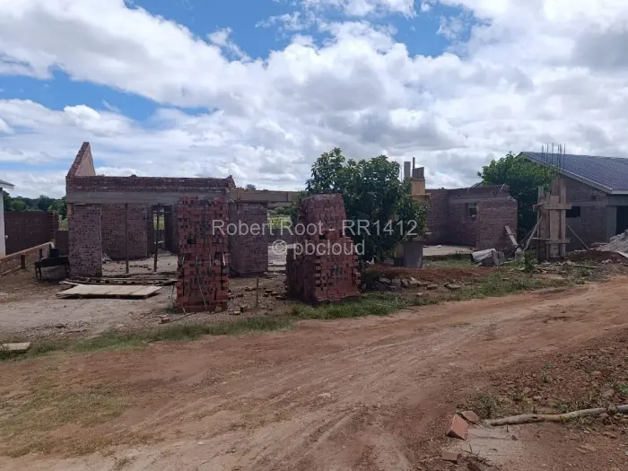 Townhouse/Cluster for Sale in Mandara, Harare