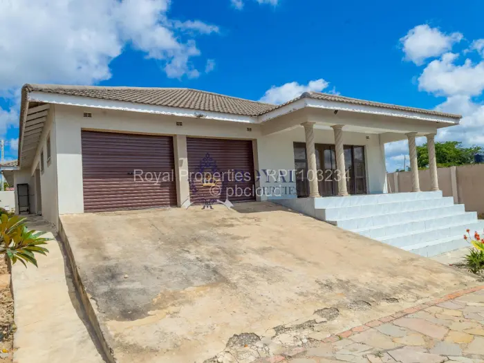 3 Bedroom House for Sale in Crowhill Views, Harare