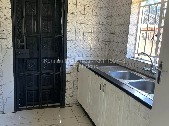 3 Bedroom House to Rent in Westgate