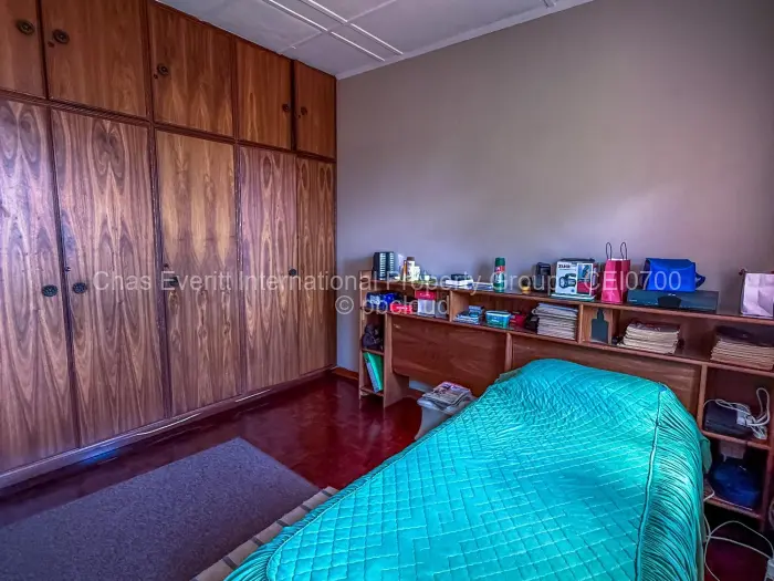 4 Bedroom House for Sale in Trenance, Bulawayo
