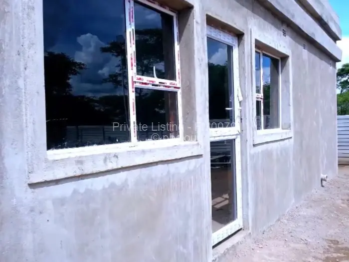 4 Bedroom House for Sale in Mwashuma Park, Harare