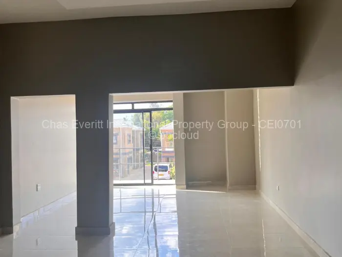 Flat/Apartment to Rent in Borrowdale West