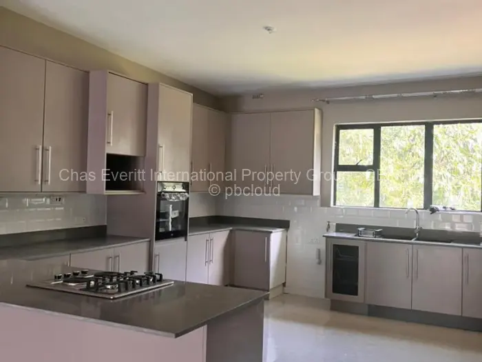 Flat/Apartment to Rent in Borrowdale West