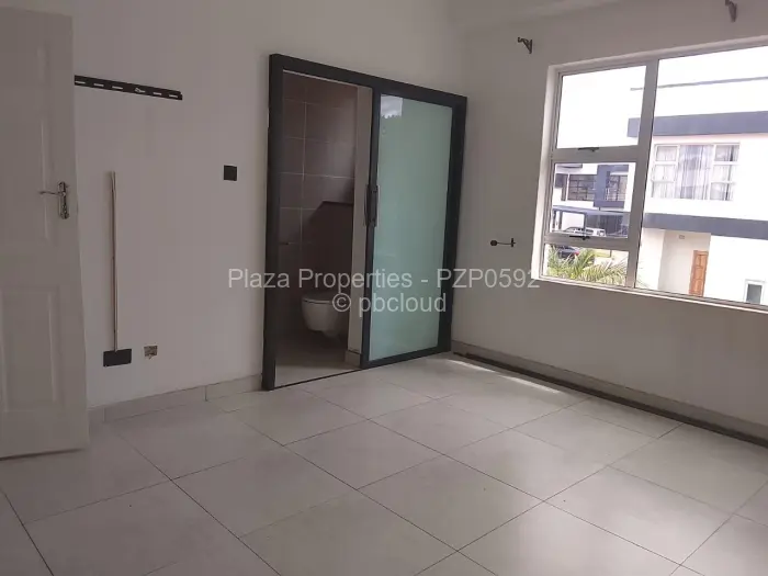 Townhouse/Cluster to Rent in Helensvale