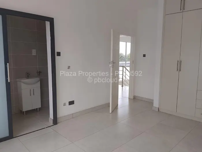 Townhouse/Cluster to Rent in Helensvale