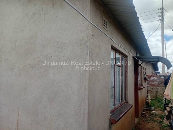 2 Bedroom House for Sale in Budiriro, Harare