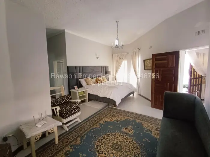 5 Bedroom House for Sale in Borrowdale, Harare