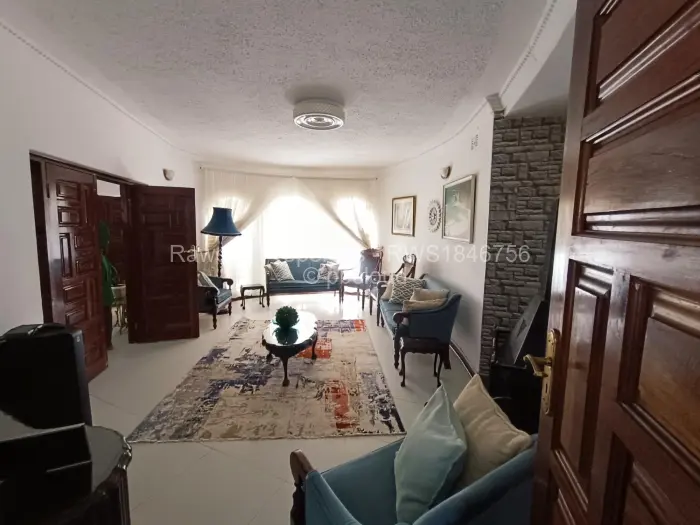 5 Bedroom House for Sale in Borrowdale, Harare