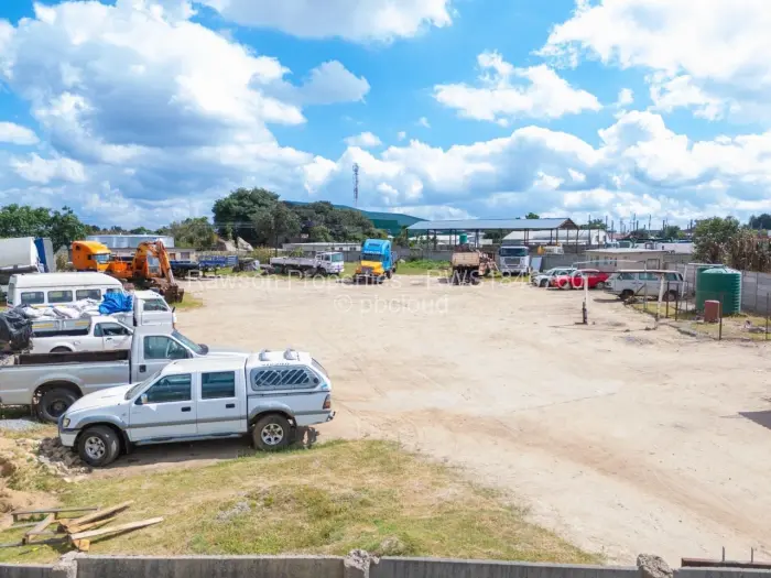 Industrial Stand for Sale in Windsor Park, Ruwa