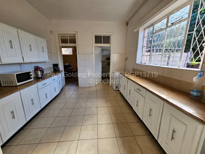 4 Bedroom House for Sale in Kumalo, Bulawayo