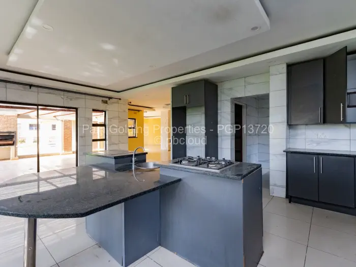 5 Bedroom House for Sale in Arlington, Harare