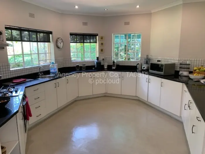 3 Bedroom House to Rent in Borrowdale Brooke